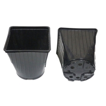 Горшок для рассады квадрат 1,6л КР13М черный